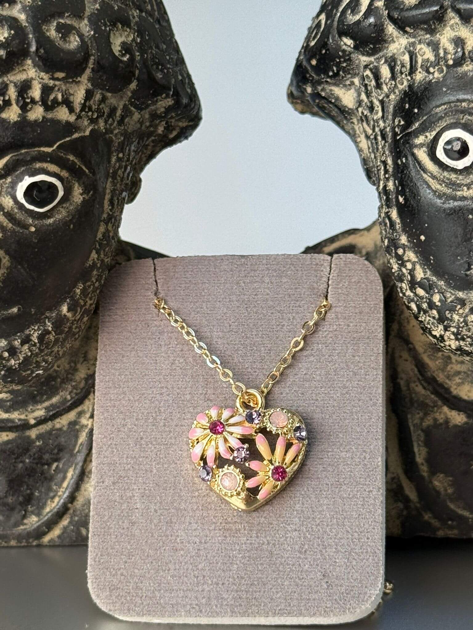 Emsalsiz Tasarım Kolye