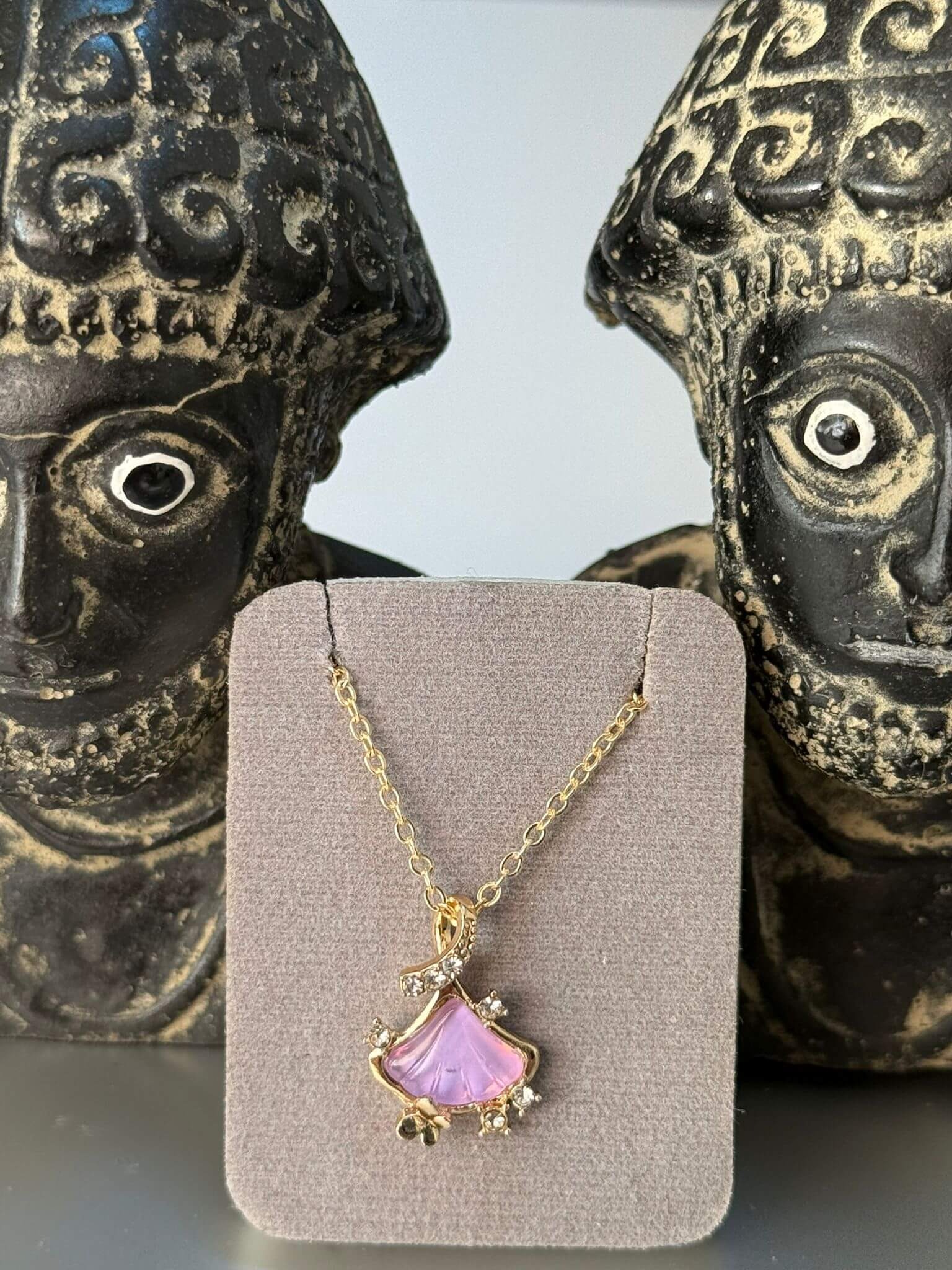 Emsalsiz Tasarım Kolye