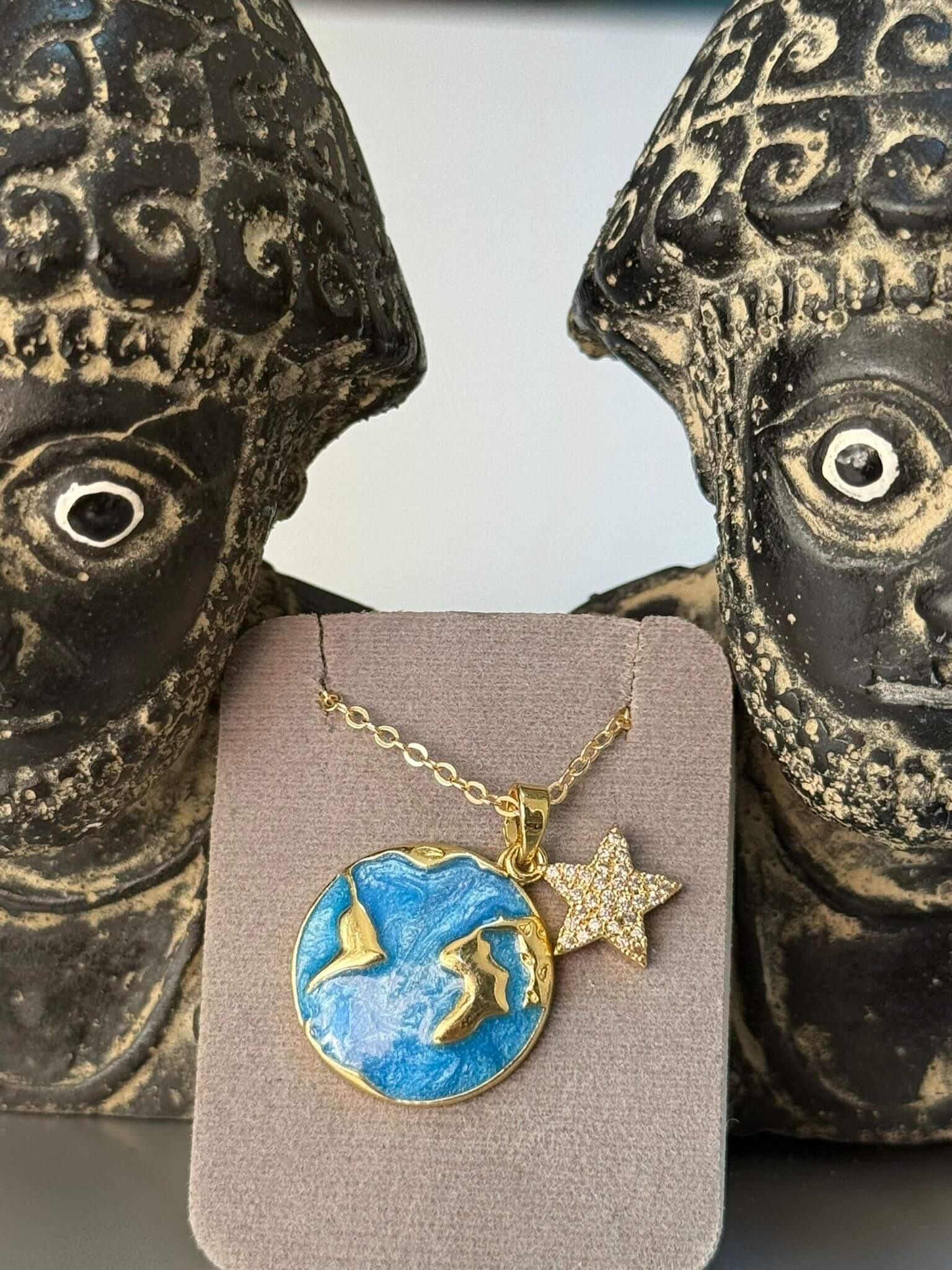 Emsalsiz Tasarım Kolye