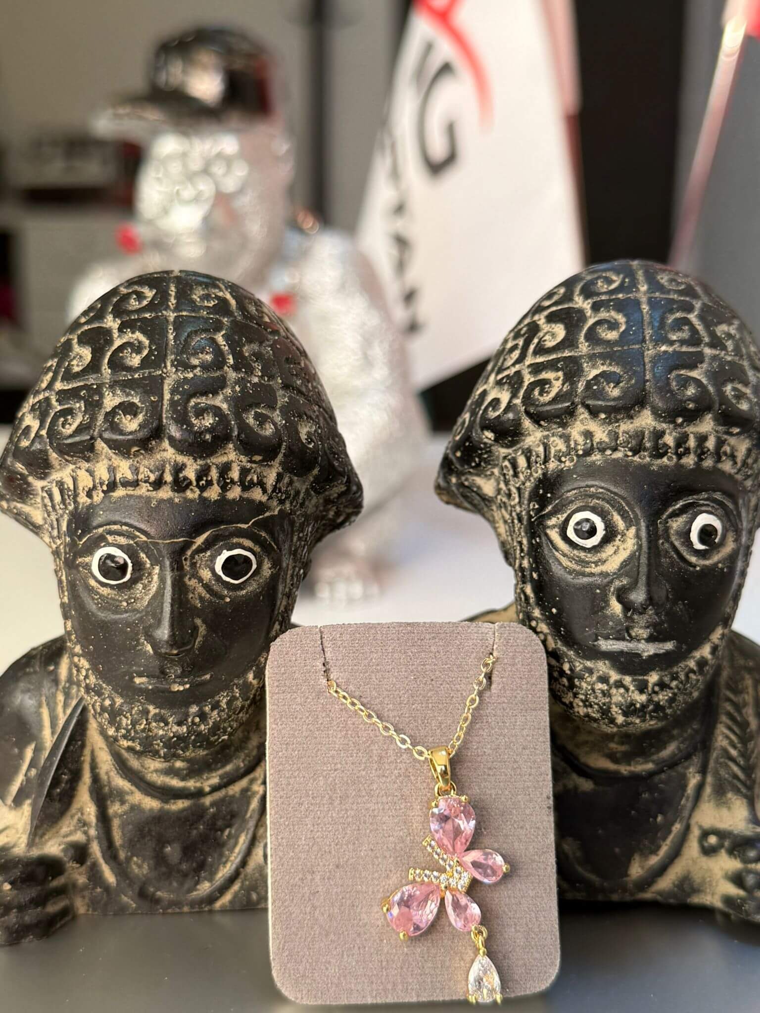 Emsalsiz Tasarım Kolye