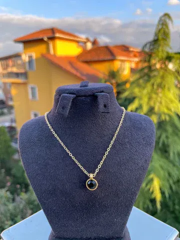 Emsalsiz Tasarım Kolye