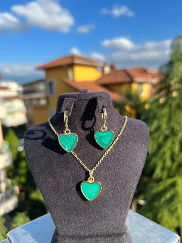 Emsalsiz Tasarım Kolye