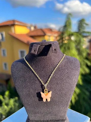 Emsalsiz Tasarım Kolye