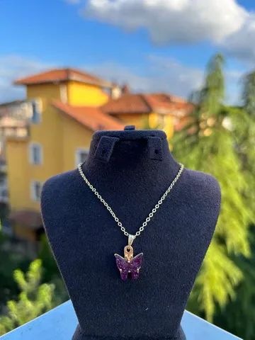 Emsalsiz Tasarım Kolye