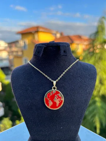 Emsalsiz Tasarım Kolye