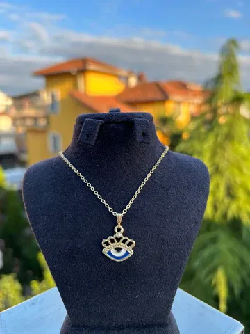 Emsalsiz Tasarım Kolye