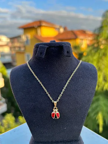 Emsalsiz Tasarım Kolye